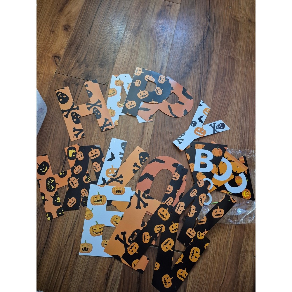 Happy Halloween Party Banner with String & Needle s24